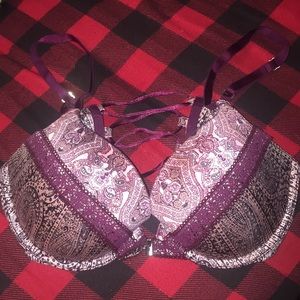 Victoria’s Secret Very sexy push up bra 34C
